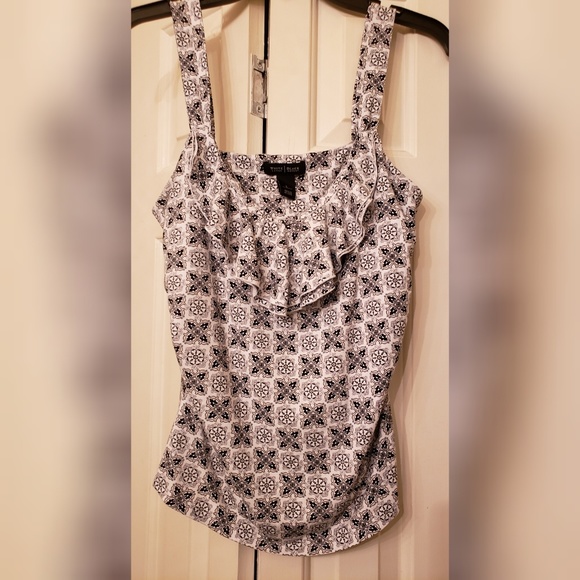 White House Black Market Tops - 🍒WHITE HOUSE BLACK MARKET LADIES SHIRT